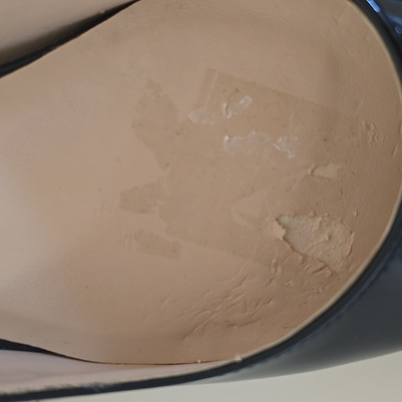 NWT, Cole Haan Navy Blue kitten heels,sz 5.5 - Picture 8 of 8